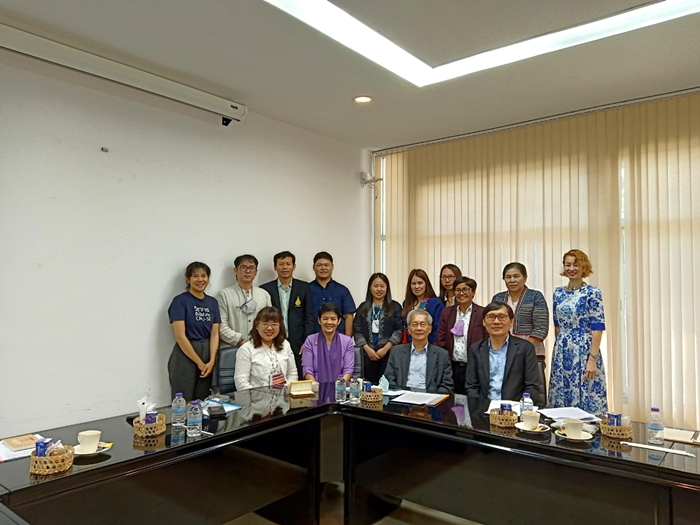 เสวนากลุ่มเพื่อศึกษาแนวปฏิบัติในการทำงานวิจัยด้านการรับใช้สังคม