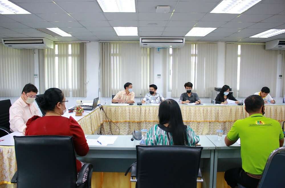ประชุมคณะกรรมการกำกับ ดูแลงานฟาร์ม