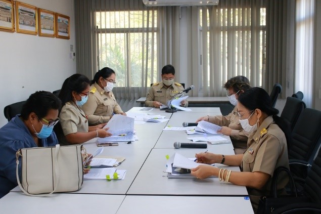 ประชุมคณะกรรมการกลั่นกรองการคัดเลือกข้าราชการพลเรือนดีเด่น ประจำปี พ.ศ. 2563