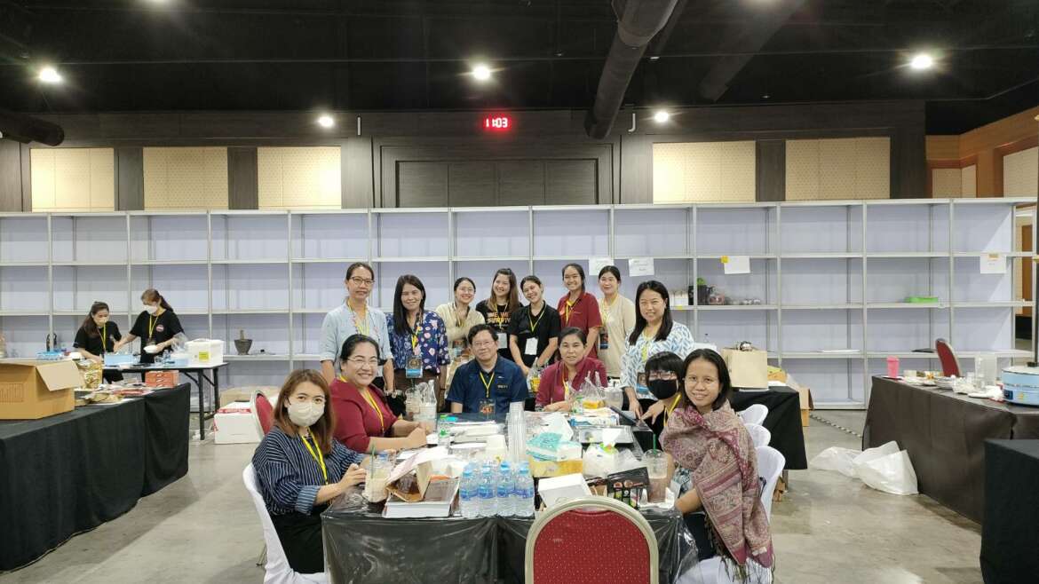 มทร.สุวรรณภูมิ ร่วมส่งเสริมผลิตภัณฑ์สินค้า OTOP สู่มาตรฐาน