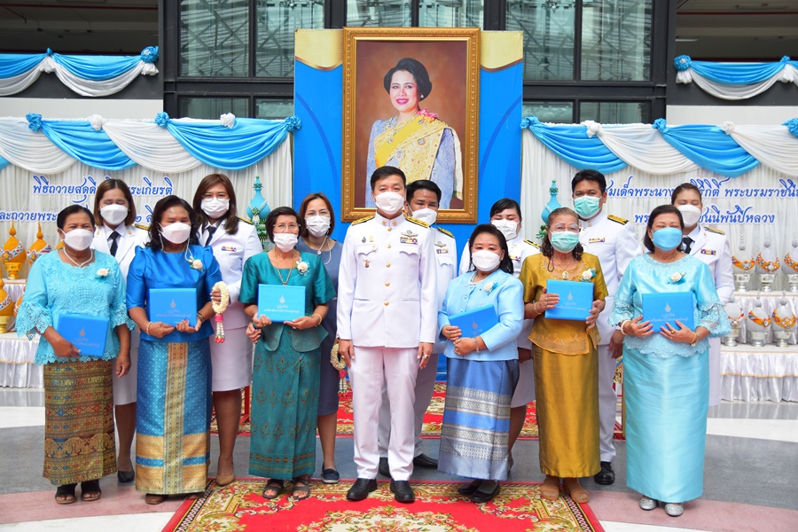 “แม่ดีเด่น” ประจำปีพุทธศักราช 2565