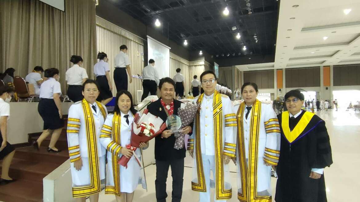คณะผู้บริหาร ทอ. นำทีม ร่วมแสดงความยินดีศิษย์เก่าดีเด่น