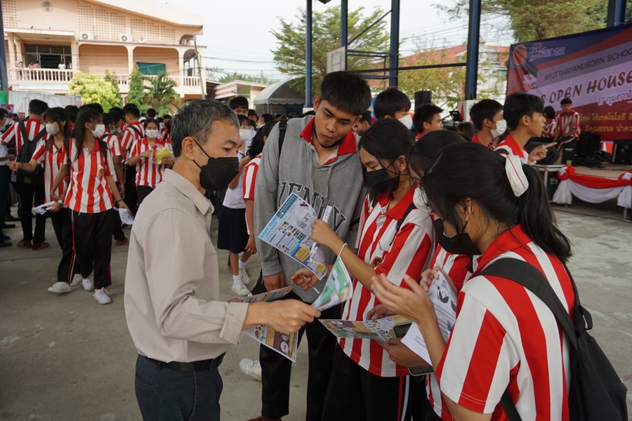 คณะเทคโนโลยีการเกษตรฯ ร่วมจัดบูธประชาสัมพันธ์หลักสูตร แนะแนวการศึกษาต่อ