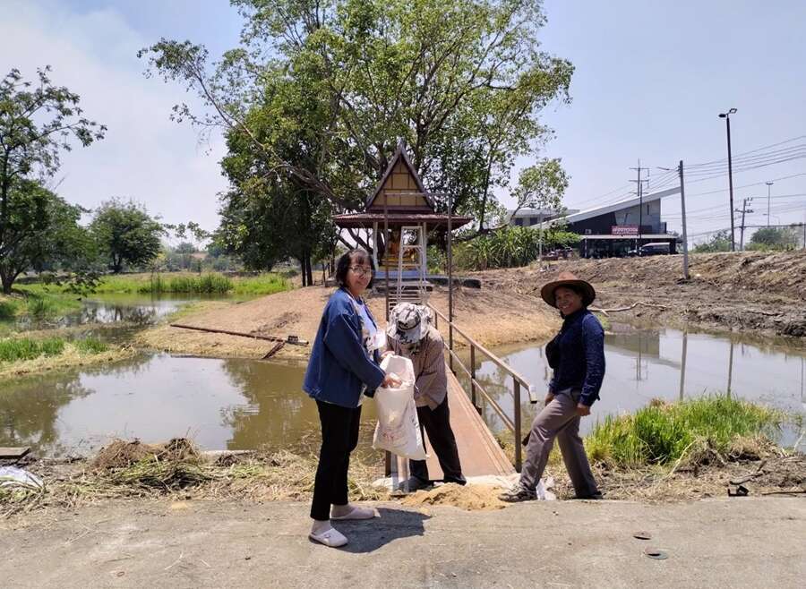 ทอ. ร่วมแรงร่วมใจสร้างสะพานทางเดิน